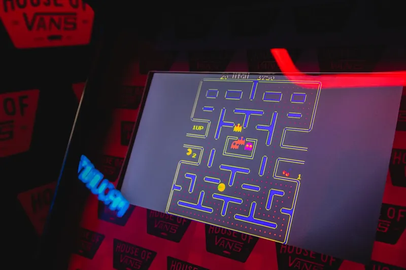 Ein Computerbildschirm mit einem Spiel darauf